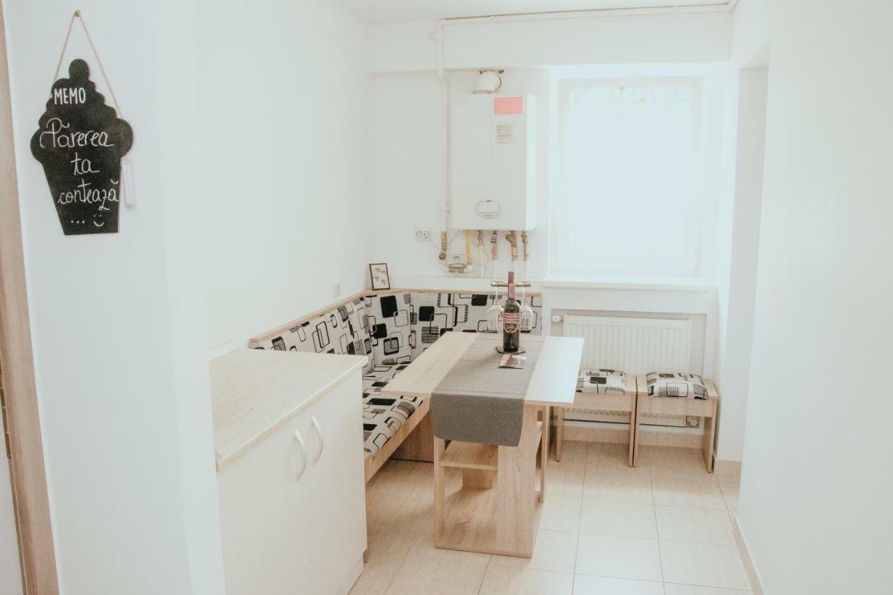 Apartament 1 Decembrie Apartment Alba Iulia Exterior photo